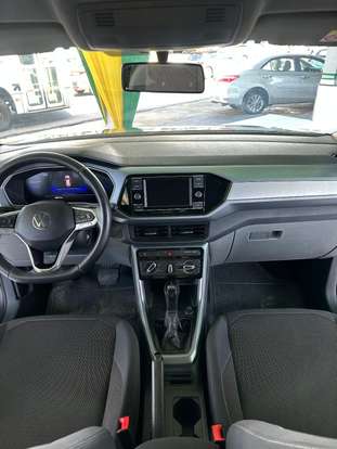 VOLKSWAGEN-T-CROSS-2023