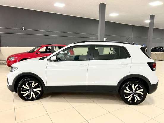 VOLKSWAGEN-T-CROSS-2025