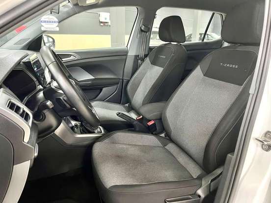 VOLKSWAGEN-T-CROSS-2025