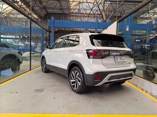 VOLKSWAGEN-T-CROSS-2025