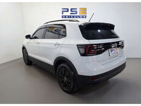 VOLKSWAGEN-T-CROSS-2021