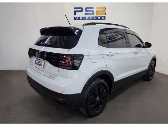 VOLKSWAGEN-T-CROSS-2021