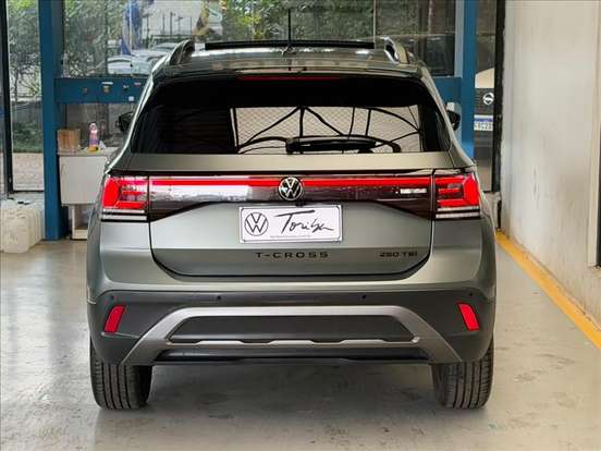 VOLKSWAGEN-T-CROSS-2025