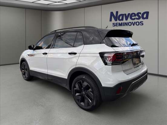 VOLKSWAGEN-T-CROSS-2026