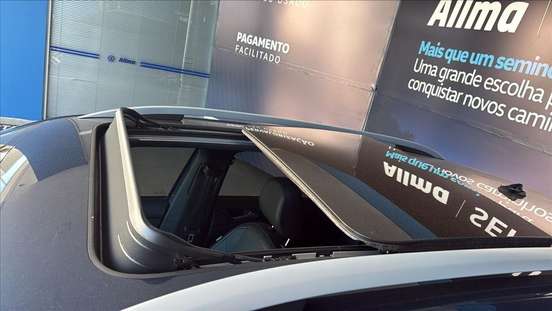 VOLKSWAGEN-T-CROSS-2025