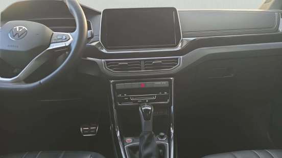 VOLKSWAGEN-T-CROSS-2024