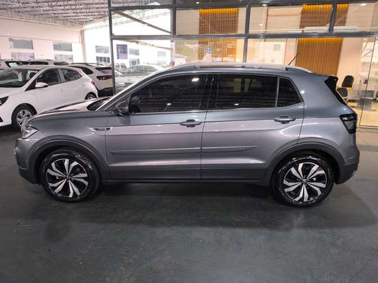 VOLKSWAGEN-T-CROSS-2023