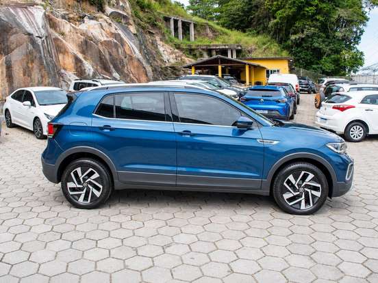 VOLKSWAGEN-T-CROSS-1.4 250 TSI TOTAL FLEX HIGHLINE AUTOMÁTICO VOLKSWAGEN-T-CROSS-2024