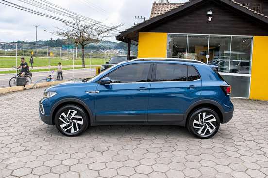 VOLKSWAGEN-T-CROSS-1.4 250 TSI TOTAL FLEX HIGHLINE AUTOMÁTICO VOLKSWAGEN-T-CROSS-2024