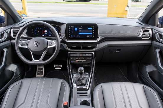 VOLKSWAGEN-T-CROSS-1.4 250 TSI TOTAL FLEX HIGHLINE AUTOMÁTICO VOLKSWAGEN-T-CROSS-2024