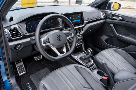 VOLKSWAGEN-T-CROSS-2024