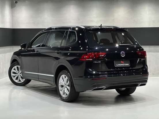 VOLKSWAGEN-TIGUAN-2019