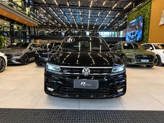 VOLKSWAGEN-TIGUAN-2021