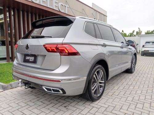 VOLKSWAGEN-TIGUAN-2.0 300 TSI GASOLINA ALLSPACE R-LINE AUTOMÁTICO VOLKSWAGEN-TIGUAN-2024
