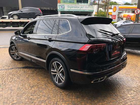 VOLKSWAGEN-TIGUAN-2.0 300 TSI GASOLINA ALLSPACE R-LINE AUTOMÁTICO VOLKSWAGEN-TIGUAN-2023