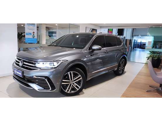 VOLKSWAGEN-TIGUAN-2.0 300 TSI GASOLINA ALLSPACE R-LINE AUTOMÁTICO VOLKSWAGEN-TIGUAN-2024
