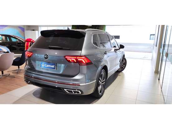 VOLKSWAGEN-TIGUAN-2.0 300 TSI GASOLINA ALLSPACE R-LINE AUTOMÁTICO VOLKSWAGEN-TIGUAN-2024