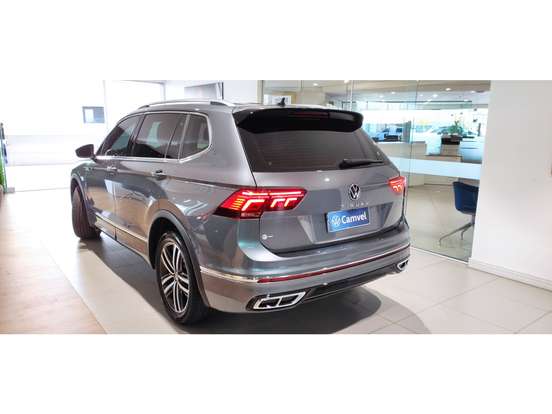 VOLKSWAGEN-TIGUAN-2.0 300 TSI GASOLINA ALLSPACE R-LINE AUTOMÁTICO VOLKSWAGEN-TIGUAN-2024