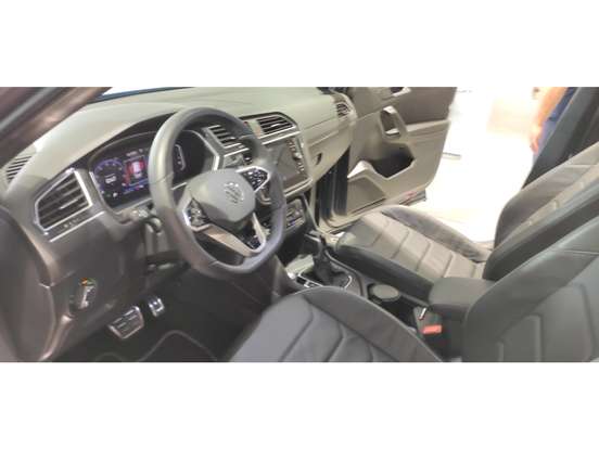 VOLKSWAGEN-TIGUAN-2024
