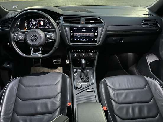 VOLKSWAGEN-TIGUAN-2020