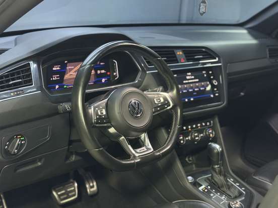 VOLKSWAGEN-TIGUAN-2019