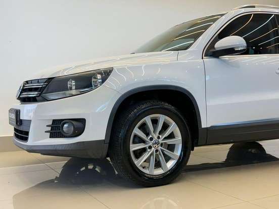 VOLKSWAGEN-TIGUAN-2.0 TSI 16V TURBO GASOLINA 4P TIPTRONIC VOLKSWAGEN-TIGUAN-2013