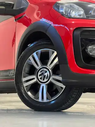 VOLKSWAGEN-UP-1.0 170 TSI TOTAL FLEX XTREME 4P MANUAL VOLKSWAGEN-UP-2019
