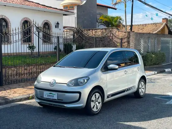 VOLKSWAGEN-UP-2015
