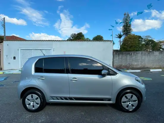 VOLKSWAGEN-UP-1.0 MPI MOVE UP 12V FLEX 4P MANUAL VOLKSWAGEN-UP-2015