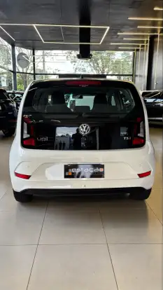 VOLKSWAGEN-UP-2017