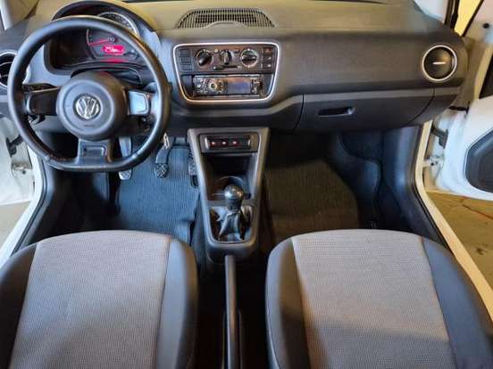 VOLKSWAGEN-UP-1.0 MPI TAKE UP 12V FLEX 4P MANUAL VOLKSWAGEN-UP-2016