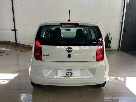 VOLKSWAGEN-UP-2016