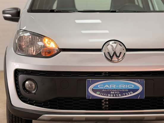 VOLKSWAGEN-UP-1.0 MPI TRACK 12V FLEX 4P MANUAL VOLKSWAGEN-UP-2016