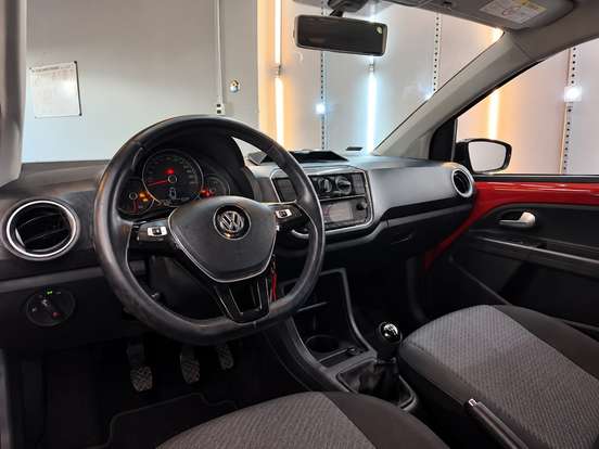 VOLKSWAGEN-UP-1.0 TSI MOVE UP 12V FLEX 4P MANUAL VOLKSWAGEN-UP-2019