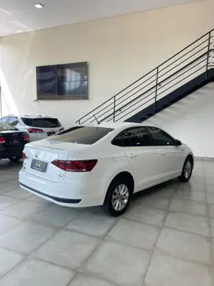 VOLKSWAGEN-VIRTUS-2019