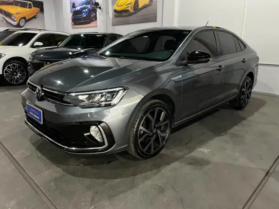 VOLKSWAGEN VIRTUS 1.0 200 TSI HIGHLINE AUTOMÁTICO