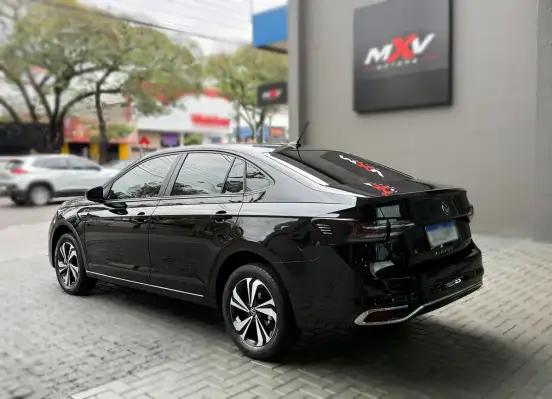 VOLKSWAGEN-VIRTUS-2023