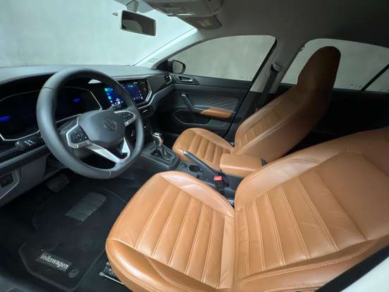 VOLKSWAGEN-VIRTUS-2025