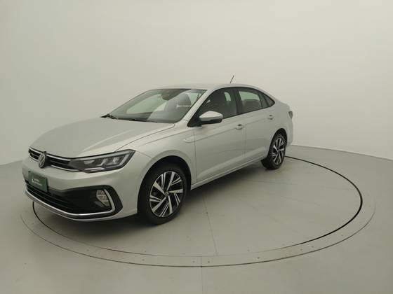 VOLKSWAGEN VIRTUS 1.0 200 TSI HIGHLINE AUTOMÁTICO
