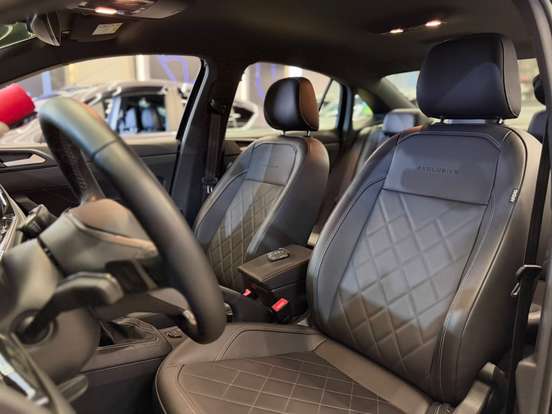 VOLKSWAGEN-VIRTUS-1.4 250 TSI EXCLUSIVE AUTOMÁTICO VOLKSWAGEN-VIRTUS-2024