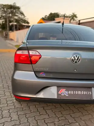VOLKSWAGEN-VOYAGE-1.0 12V MPI TOTALFLEX 4P MANUAL VOLKSWAGEN-VOYAGE-2023