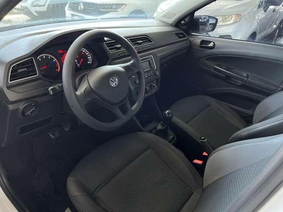 VOLKSWAGEN-VOYAGE-2022