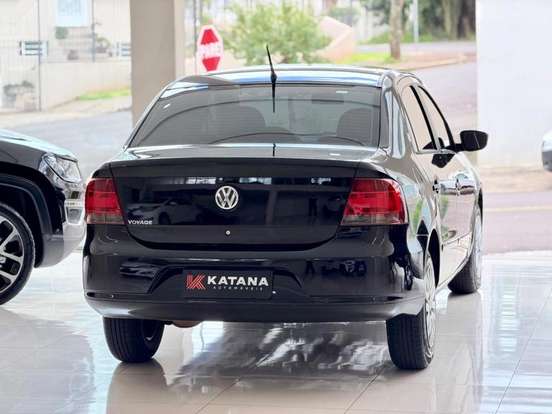 VOLKSWAGEN-VOYAGE-1.0 MI 8V FLEX 4P MANUAL VOLKSWAGEN-VOYAGE-2010