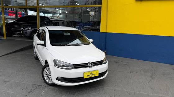 VOLKSWAGEN VOYAGE 1.6 MI COMFORTLINE 8V FLEX 4P MANUAL