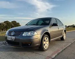 VOLKSWAGEN BORA 2.0 MI 8V GASOLINA 4P TIPTRONIC VOLKSWAGEN BORA 2.0 MI 8V GASOLINA 4P TIPTRONIC