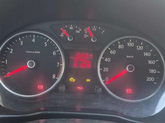 VOLKSWAGEN-GOL-1.0 MI 8V FLEX 4P MANUAL G.V VOLKSWAGEN-GOL-2011
