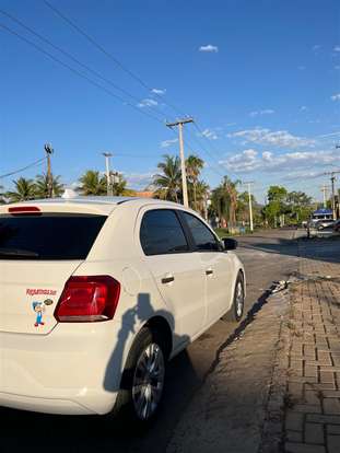 VOLKSWAGEN-GOL-2021