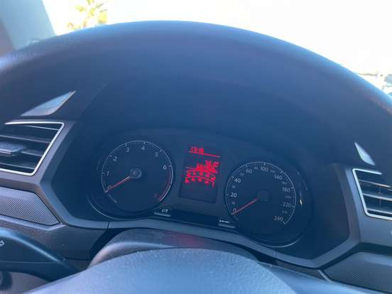 VOLKSWAGEN-GOL-2021