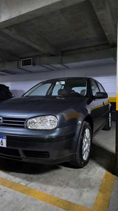 VOLKSWAGEN-GOLF-2000