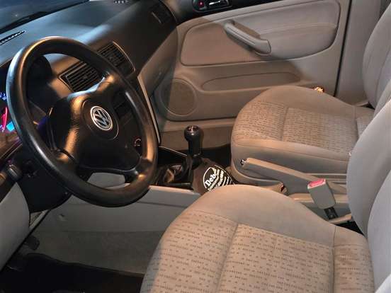 VOLKSWAGEN-GOLF-1.6 MI 8V GASOLINA 4P MANUAL VOLKSWAGEN-GOLF-2000